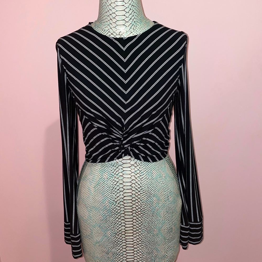 Black & White Striped Blouse Long Sleeve
